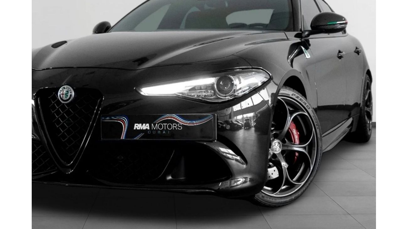 ألفا روميو جوليا 2023 Alfa Romeo Giulia Quadrifoglio / Highest option available / 5 Year Alfa Romeo Warranty & Servic