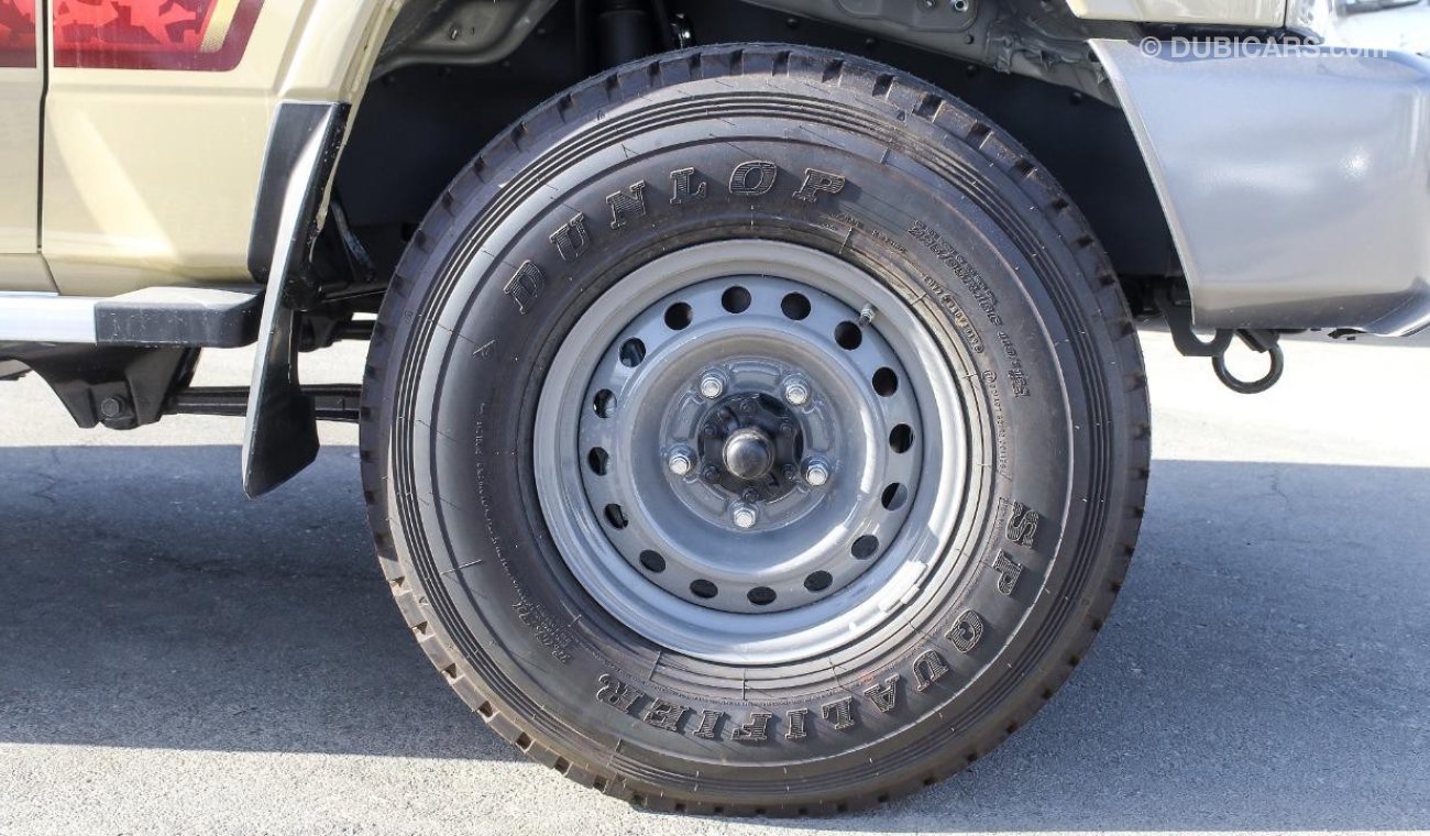 Toyota Land Cruiser 70 GRJ 76 4.0 V6 PETROL / GASOLINA