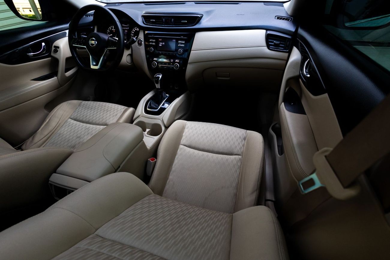 نيسان إكس تريل SV 2.5L Nissan X-Trail SV 2018 GCC under Warranty with Flexible Down-Payment.