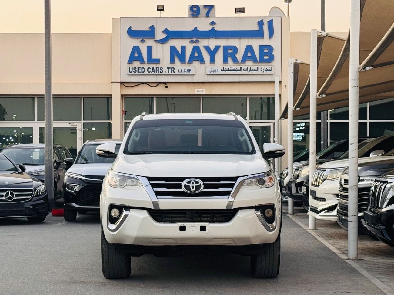 Toyota Fortuner GXR 4.0L (235 HP)