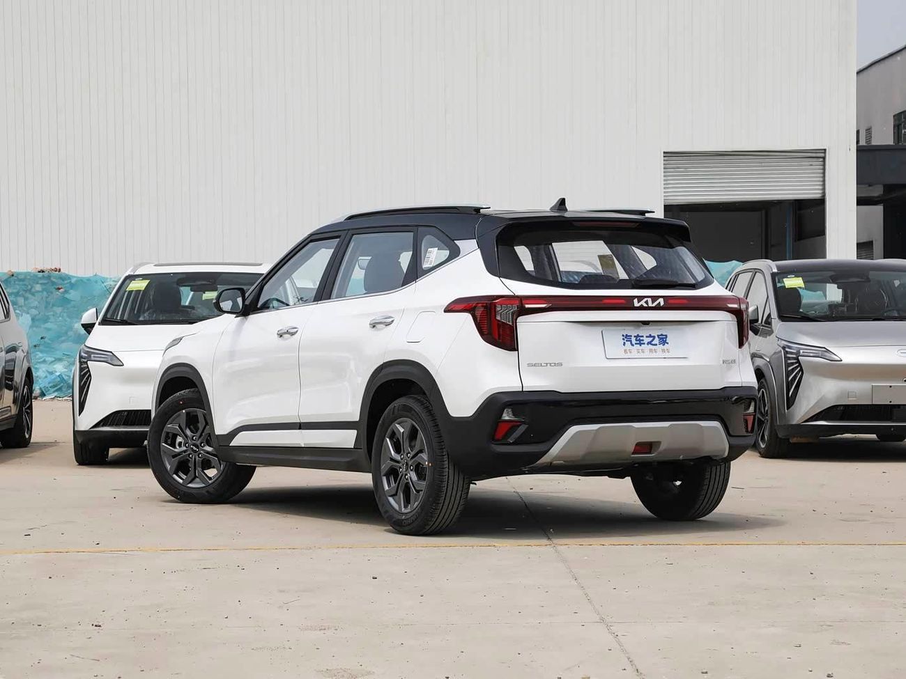 كيا سيلتوس Kia Seltos Kia Seltos Kia Seltos 1.5L CVT