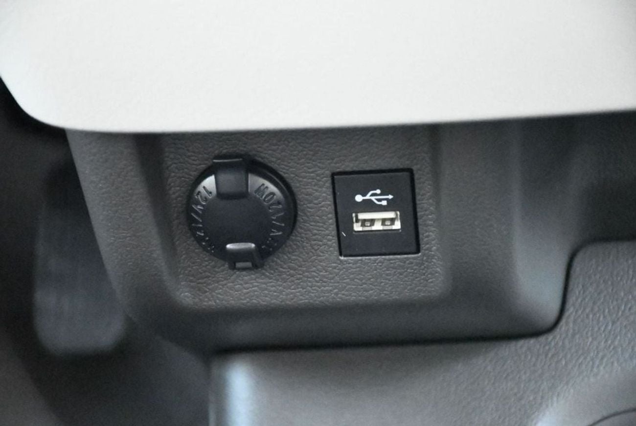 Toyota Hiace GL V6 3.5L Petrol AT 2025YM