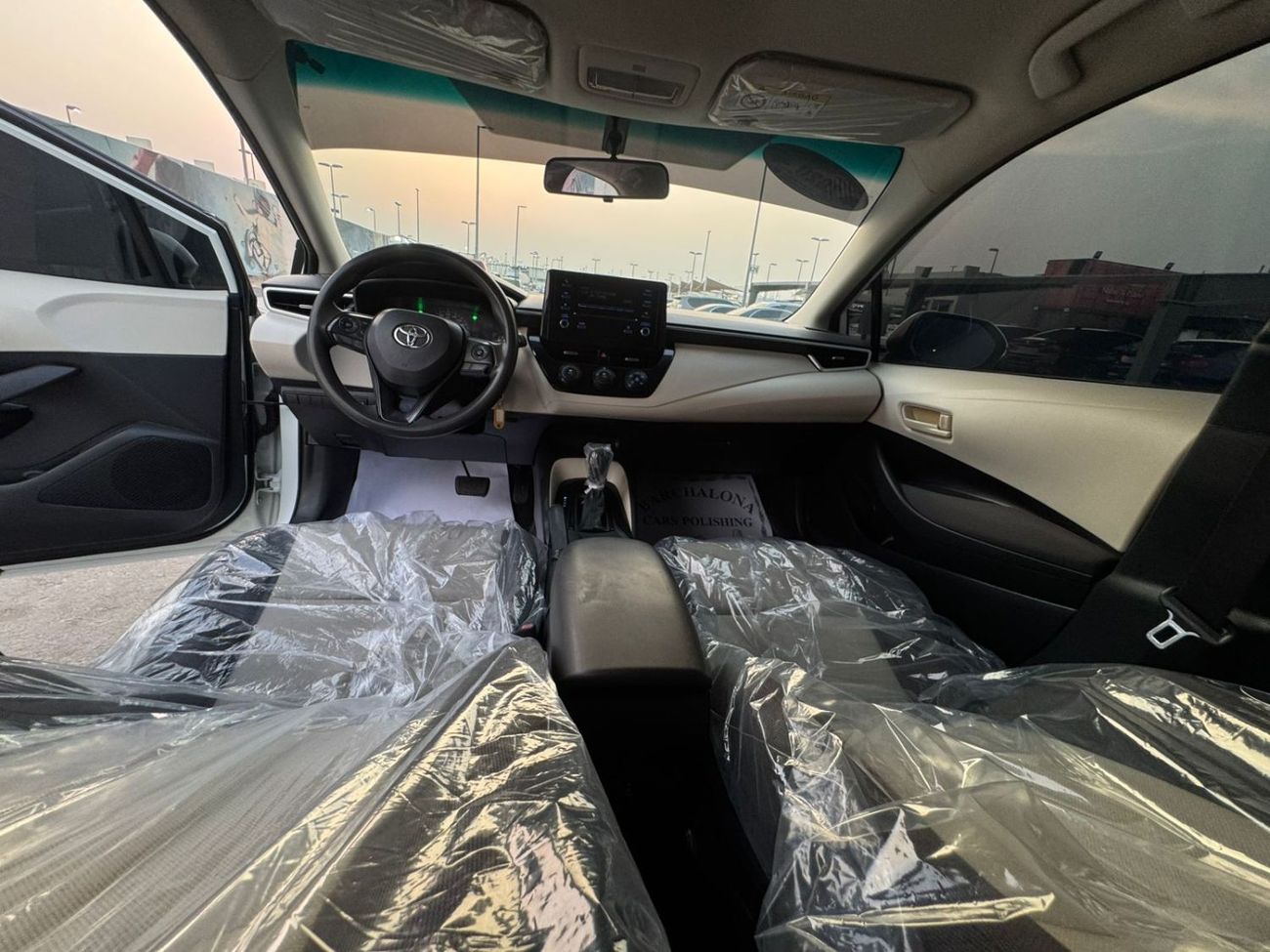 Toyota Corolla SE 1.6L perfect inside & out