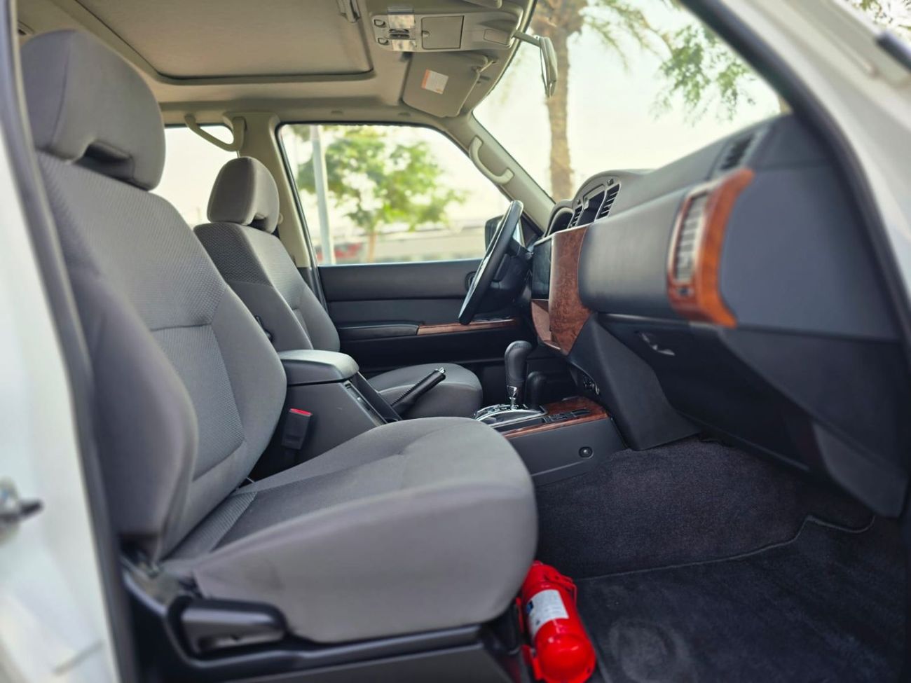 Nissan Patrol Safari Safari 4.8L A/T 2022 GCC ROSTAMANI ARABIAN AUTO  LOW MILEAGE IN MINT CONDITION