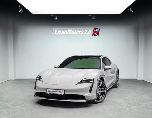 Porsche Taycan 4S Cross Turismo 5,379x60 • 20% DP • Porsche Warranty • GCC