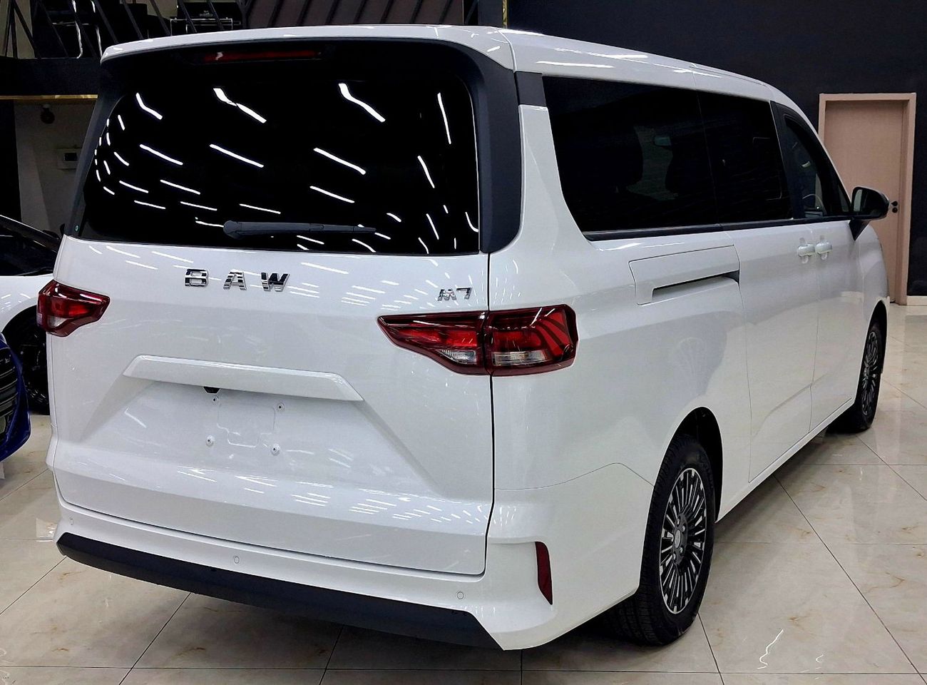 BAW 212 M7 // 9 Seats Automatic Petrol Engine