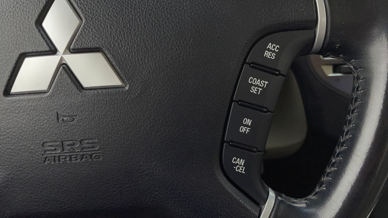 ميتسوبيشي باجيرو 2020 GLS HIGHLINE | AED 1067/Month | 0 DP | 30 Day Return | Warranty | Service History