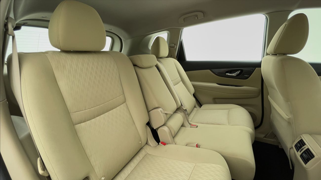 نيسان إكس تريل S 2.5 | بدون دفعة مقدمة | اختبار القيادة في المنزل