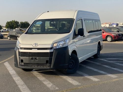 Toyota Hiace DLS -High Roof Commuter 2.8L A/T