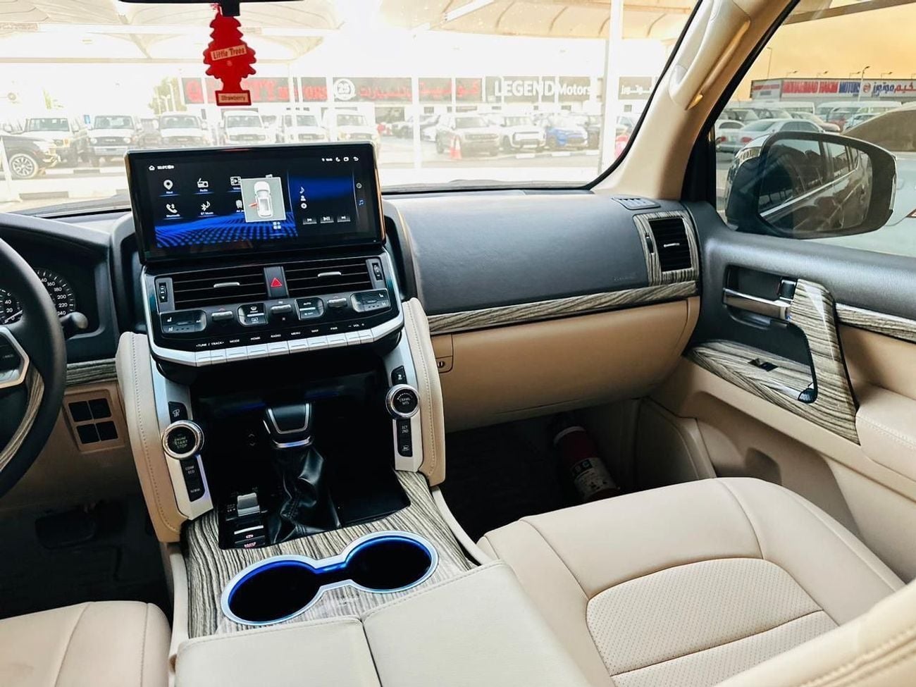 Toyota Land Cruiser GXR Toyota Landcruiser 2019 Facelift 2024 V6