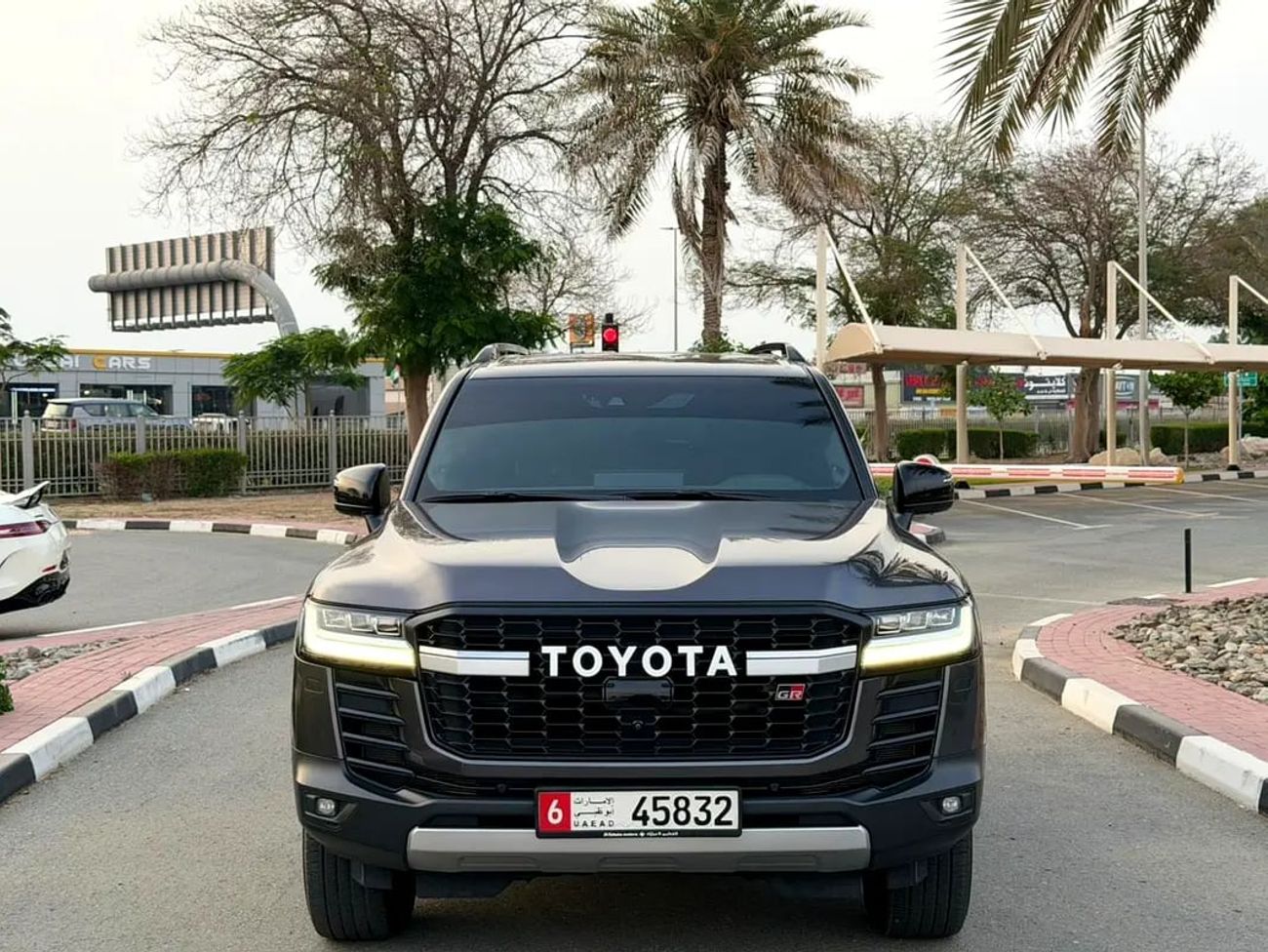 Toyota Land Cruiser GR Sport - GCC Specs