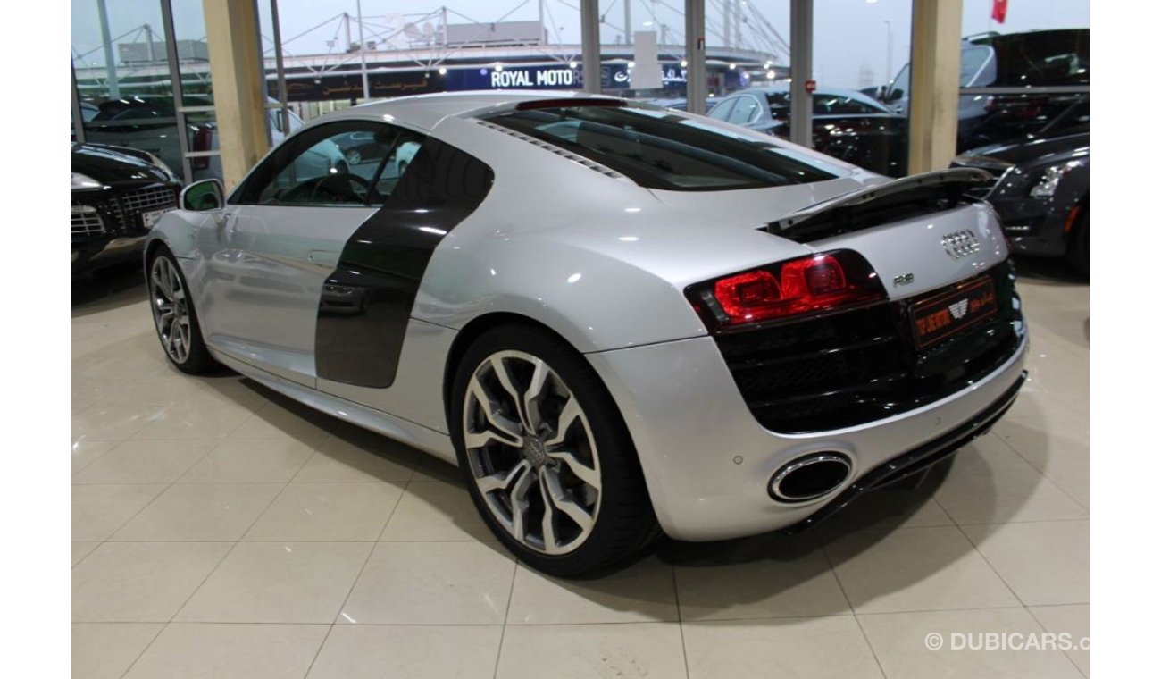 أودي R8