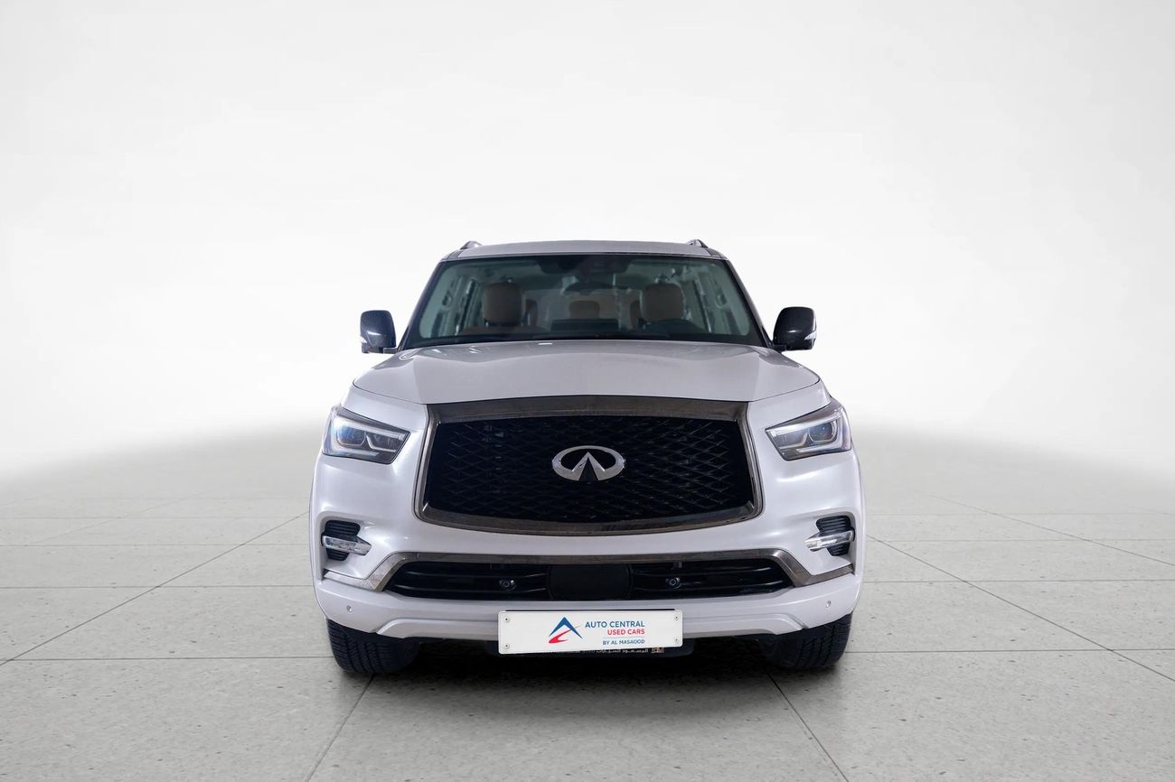 Infiniti QX80 LUXE 5.6