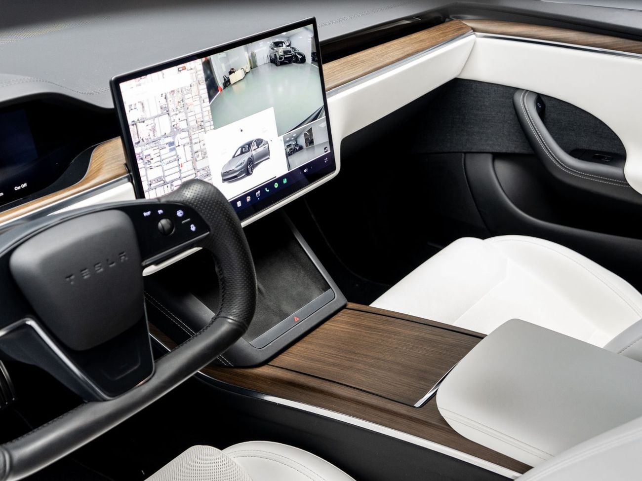 تسلا Model S Long Range (AWD) 2023 Tesla Model S Performance, 100kWh, 4WD, 670bhp, Single Speed Automatic