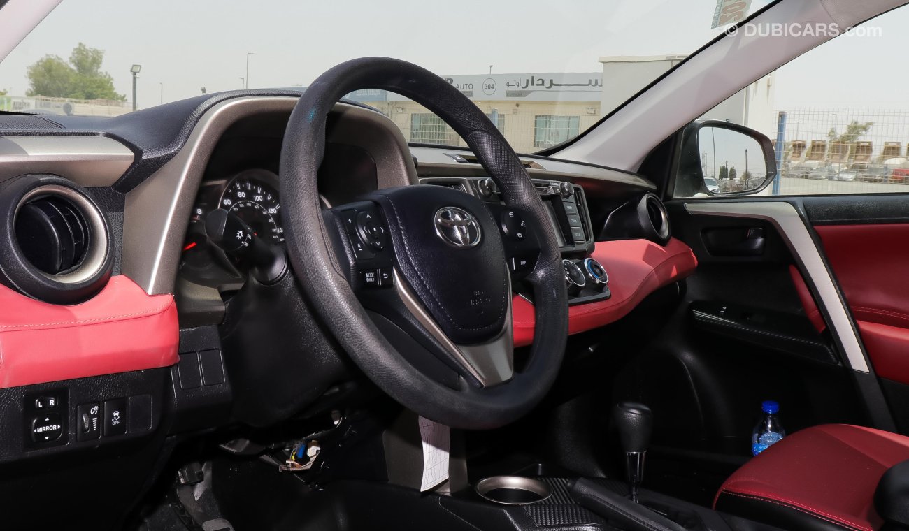 Toyota RAV4 2014 LE 2.5L 4 Cylinder  very clean car Price is negotiable