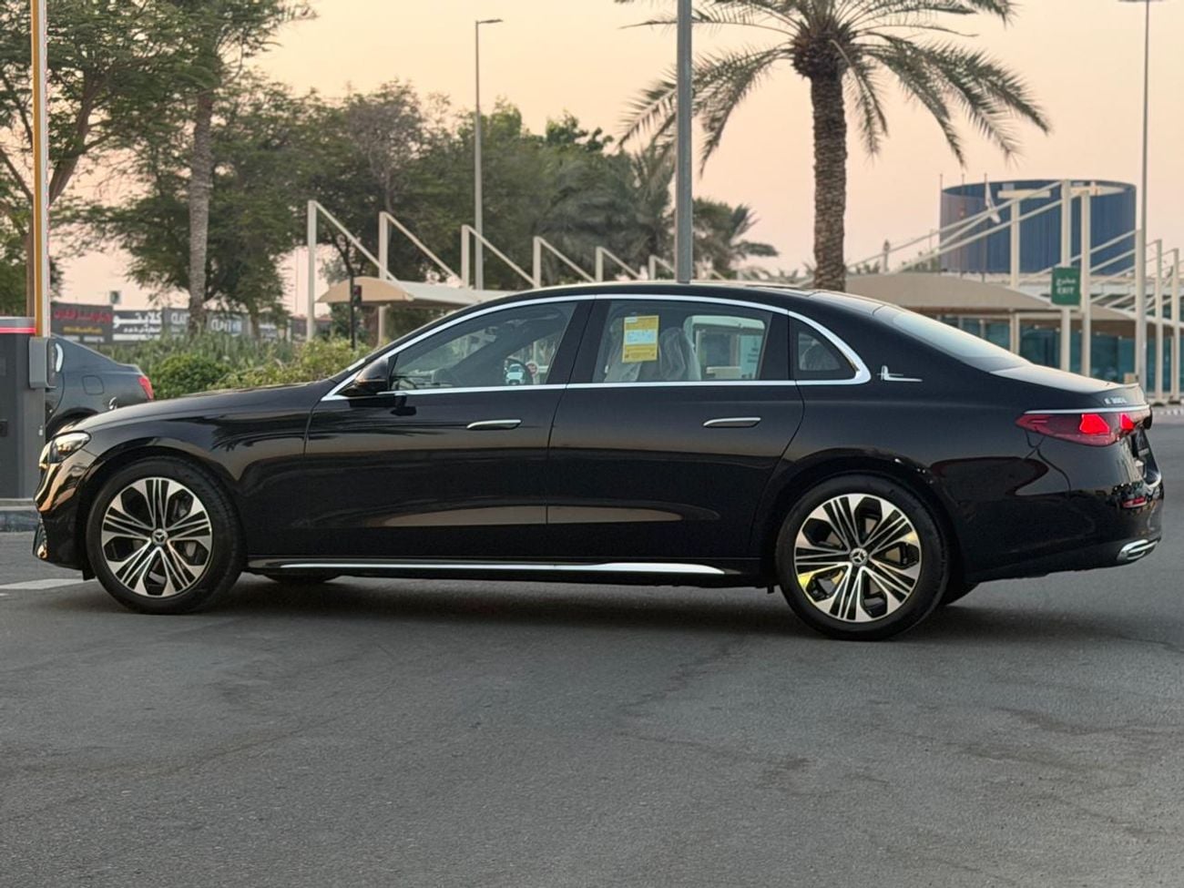 Mercedes Benz E300