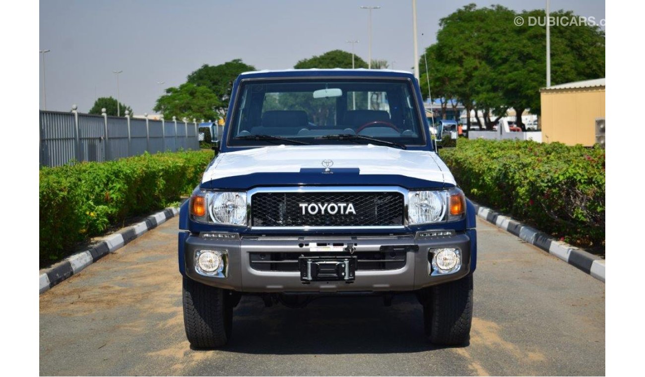 Toyota Land Cruiser Hard Top 71 XTREME V6 4.0L Petrol MT With Differential Lock