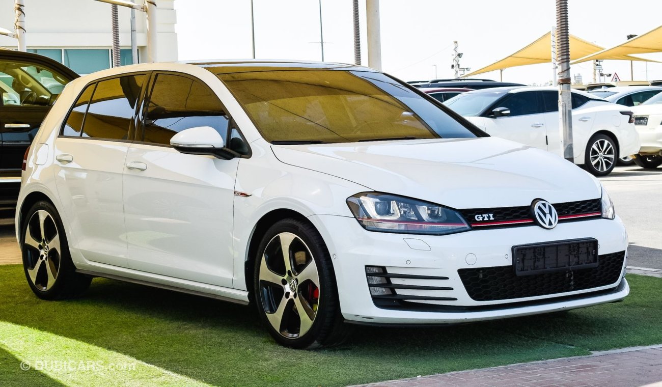 Volkswagen Golf GTI