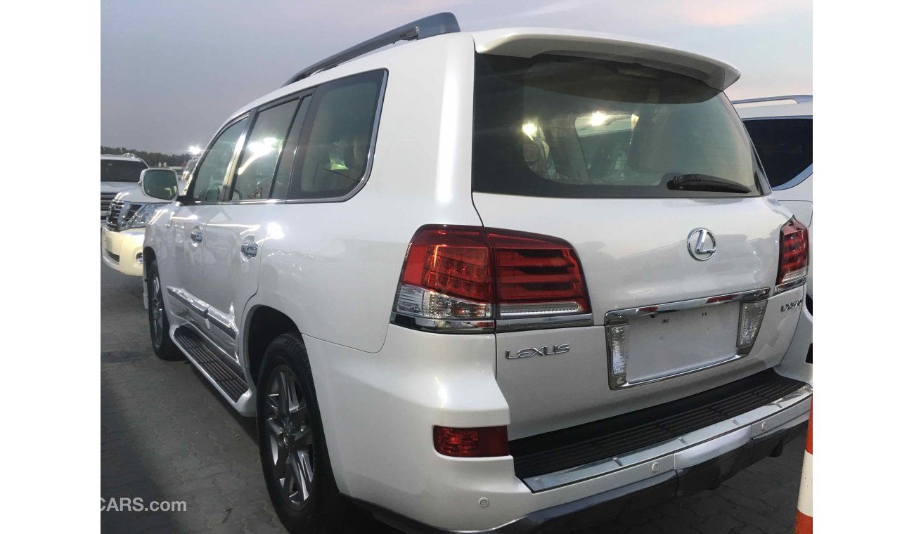 Lexus LX570