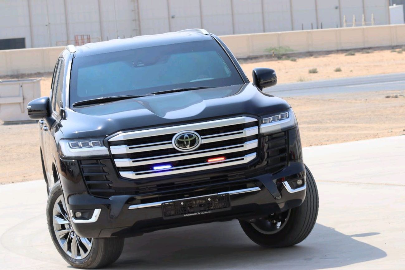 تويوتا لاند كروزر تويوتا لاندكروزر 4.0 لتر فئة VXR مصفحة موديل 2026 – فل أوبشن كامل