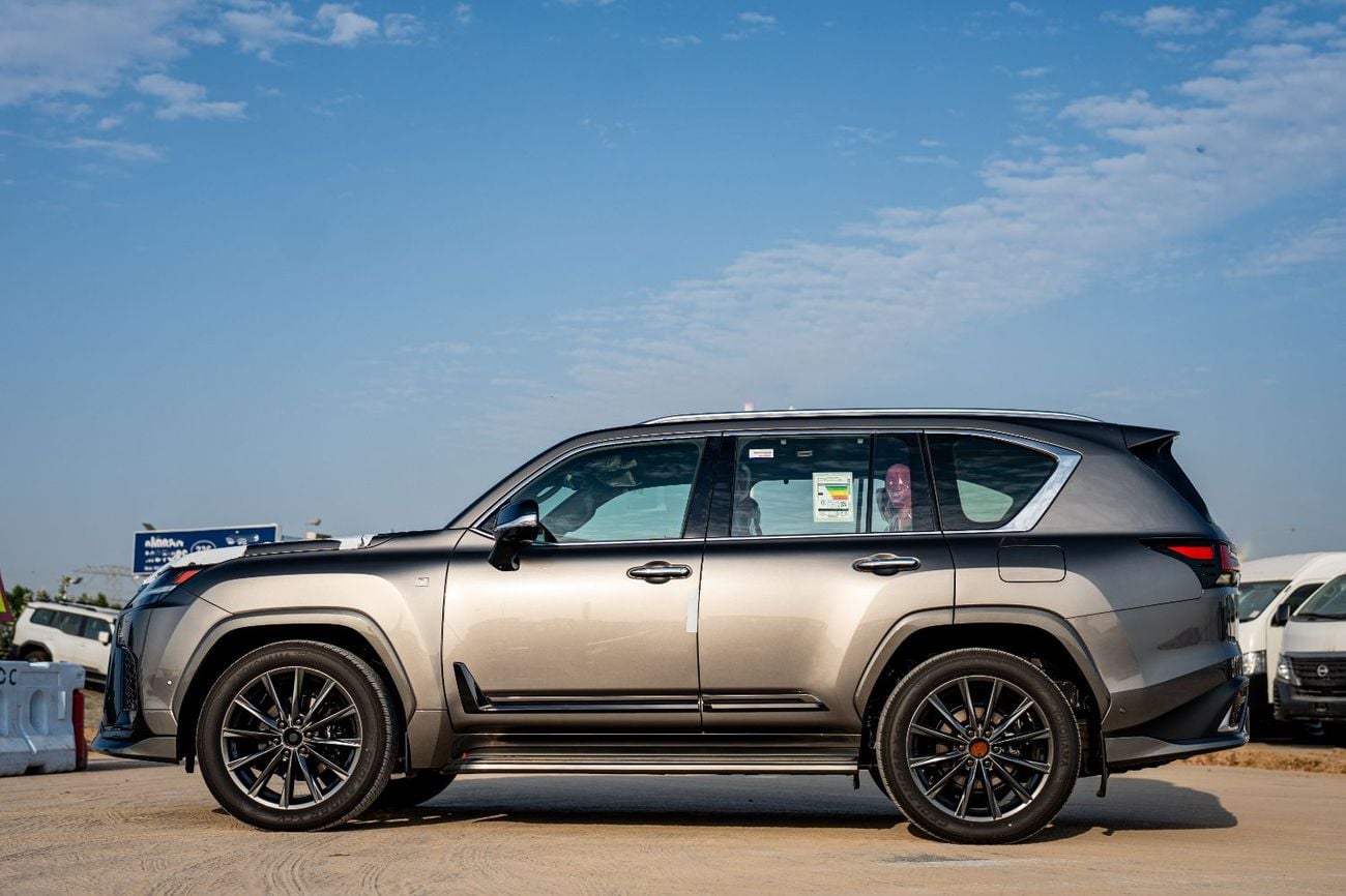 لكزس LX 700h Lexus LX 700h F Sport 2025 4WD hybrid SUV 3.5L twin-turbo V6
