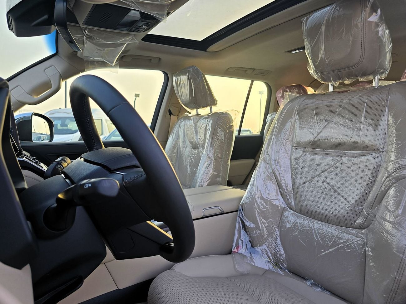 Toyota Land Cruiser Toyota Land Cruiser VXR 4.0l A/T 4WD With radar GCC Black color 2026 Model