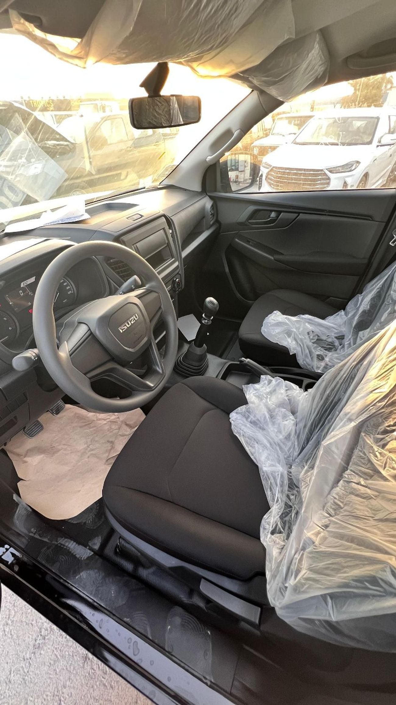 Isuzu D-MAX STD Isuzu D Max DC 1.9L MY 2026