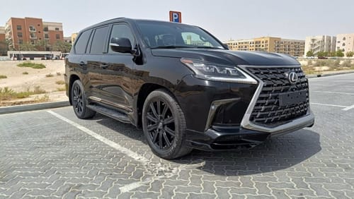 Lexus LX 570 BLACK EDITION 5.7L V8