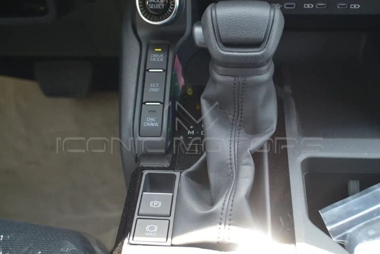 Toyota Prado 2.8L Diesel, LOW OPTION