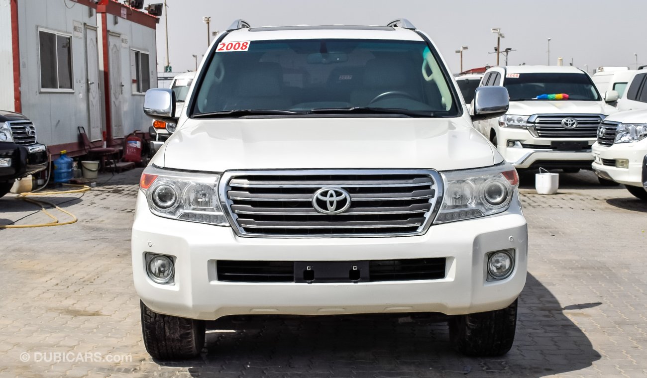 Toyota Land Cruiser VXR V8.