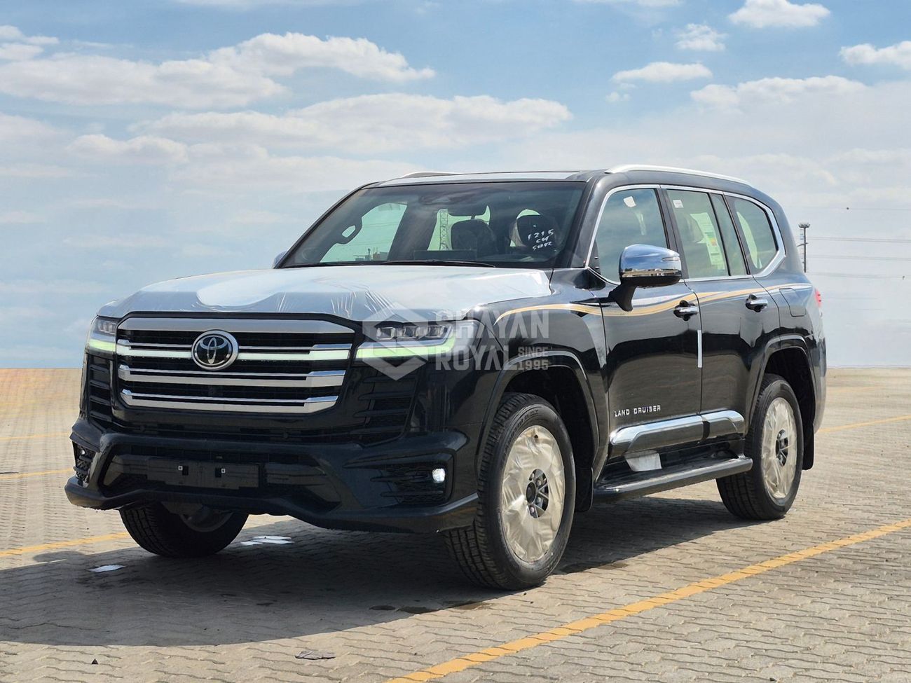تويوتا لاند كروزر LC300 3.5L TWIN TURBO VXR FULL OPTION PETROL V6 AT 7S 2026MY
