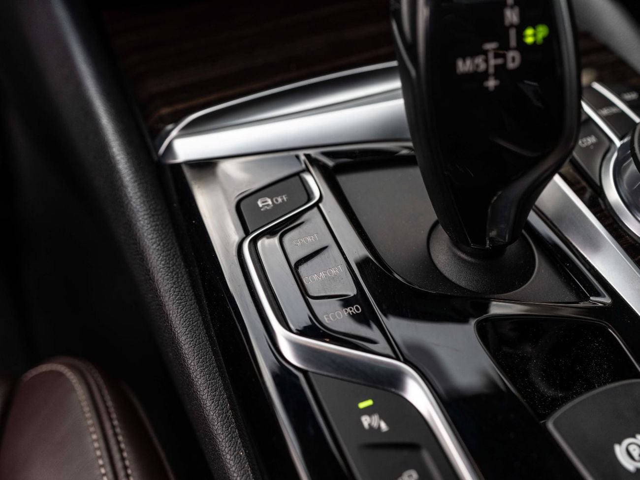 بي أم دبليو 530i M Sport 2.0L