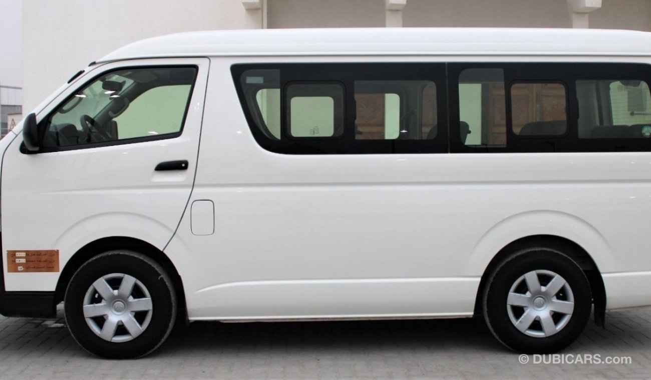 Toyota Hiace Toyota Hiace 2016 GCC Midroof in excellent condition without accidents, very clean from inside and o