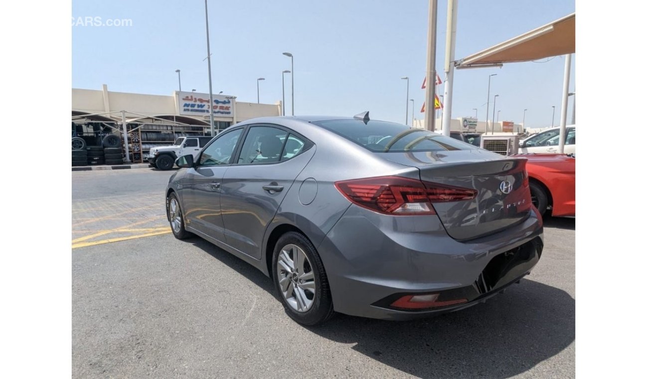 Hyundai Elantra GLS