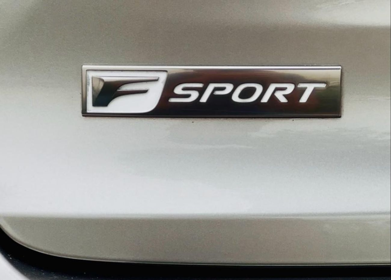 لكزس NX 300 F Sport 2.0L