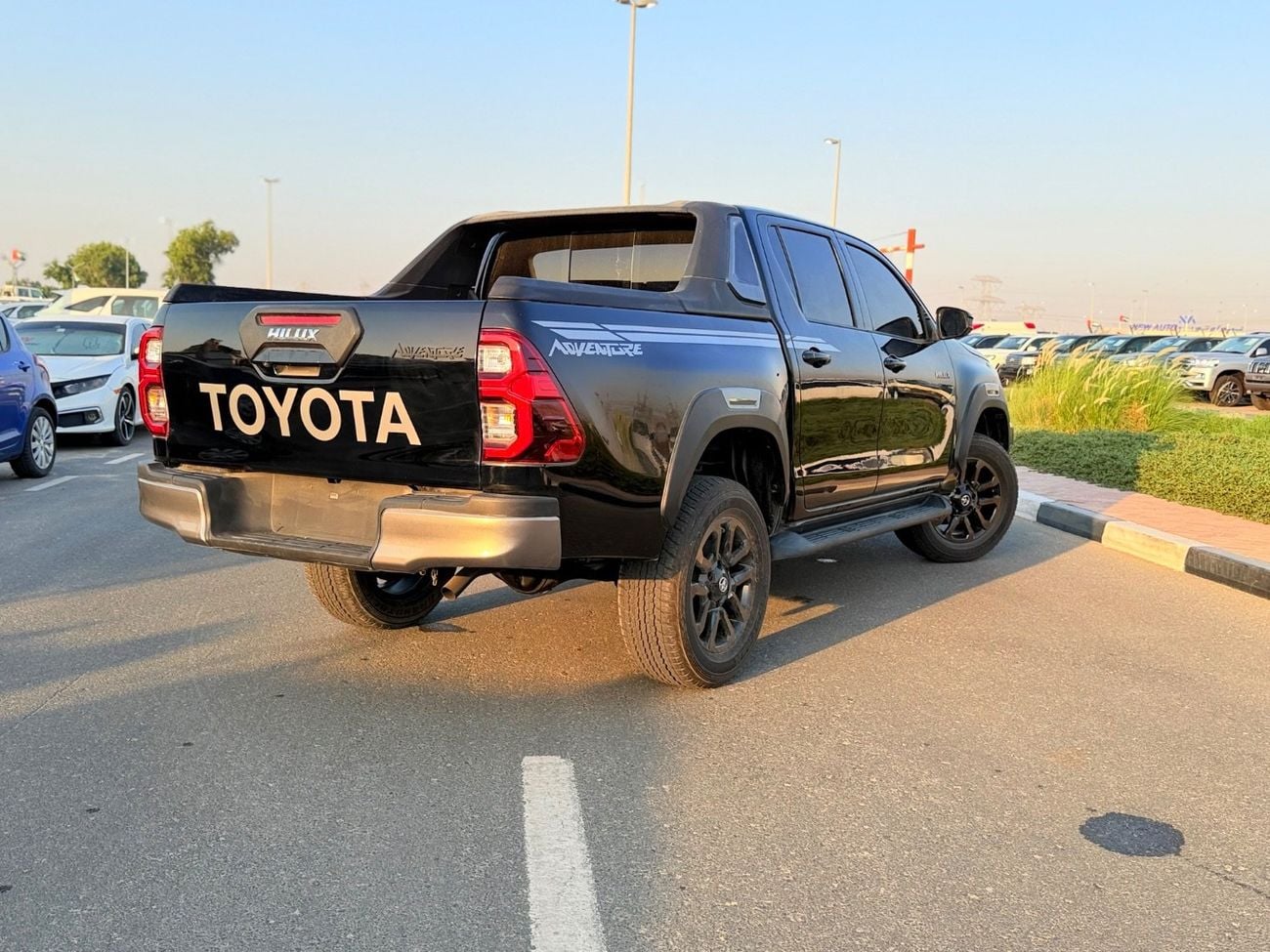Toyota Hilux Toyota Hilux pickup Years 2022 Adventure V4 Fuel Petrol 2.7 Automatic