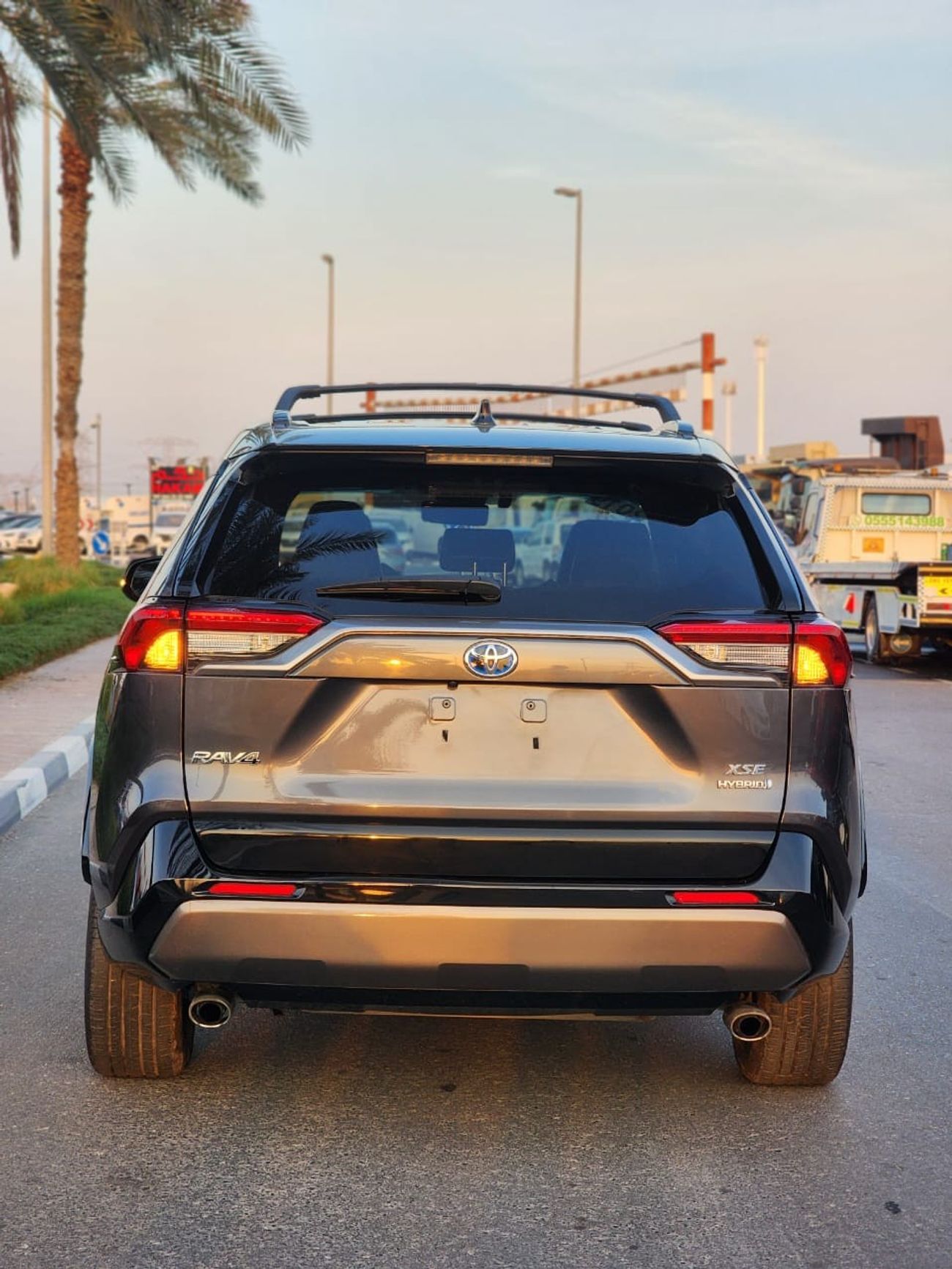 Toyota RAV4 XLE RAV4 XSE HYBRID FULL OPTION