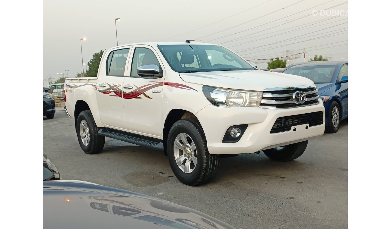 تويوتا هيلوكس 2.7L PETROL / A/T / DVD+CAMERA / 4WD (LOT # 26722)