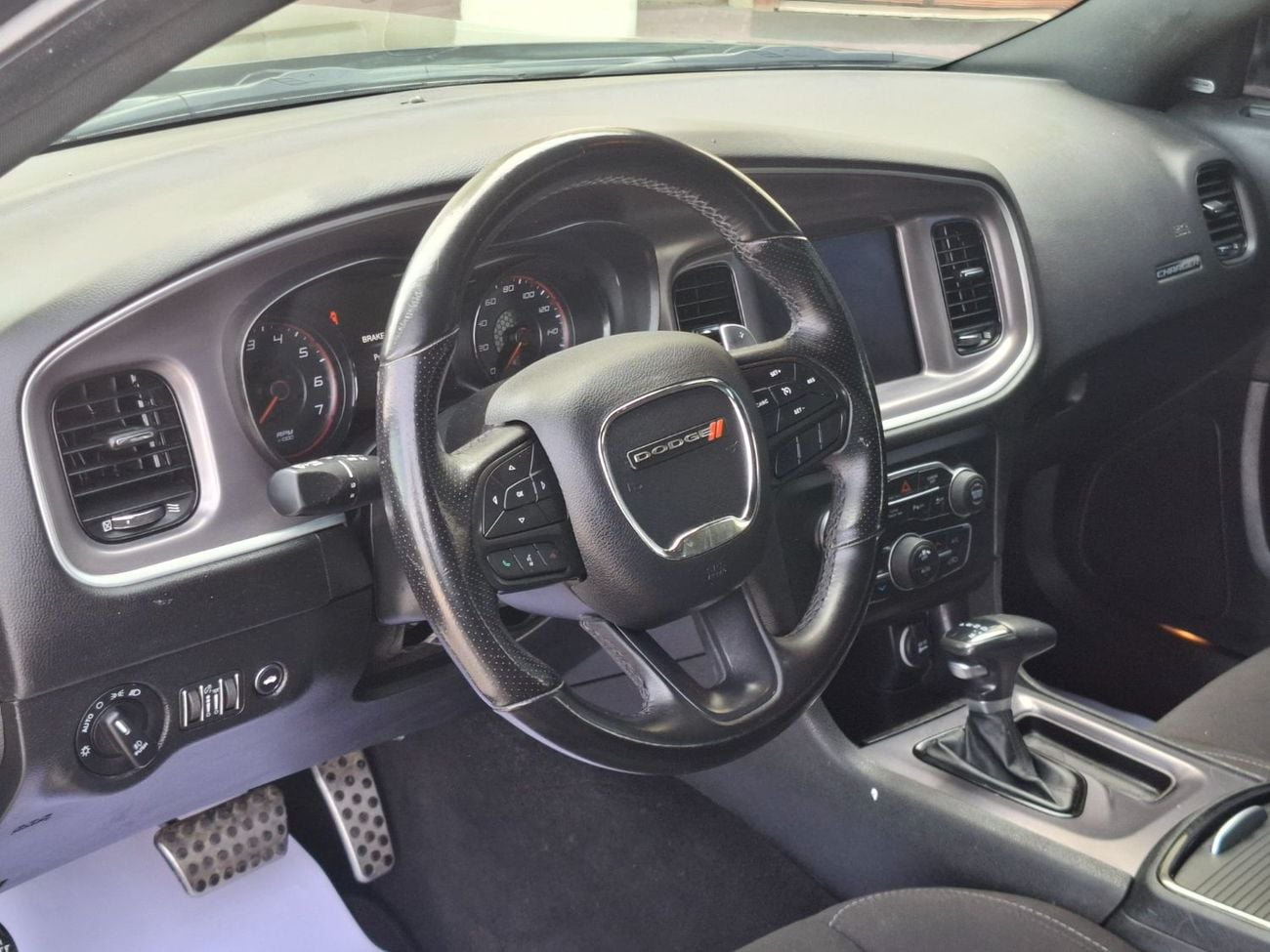 دودج تشارجر دودج 2022 تشارجر V8