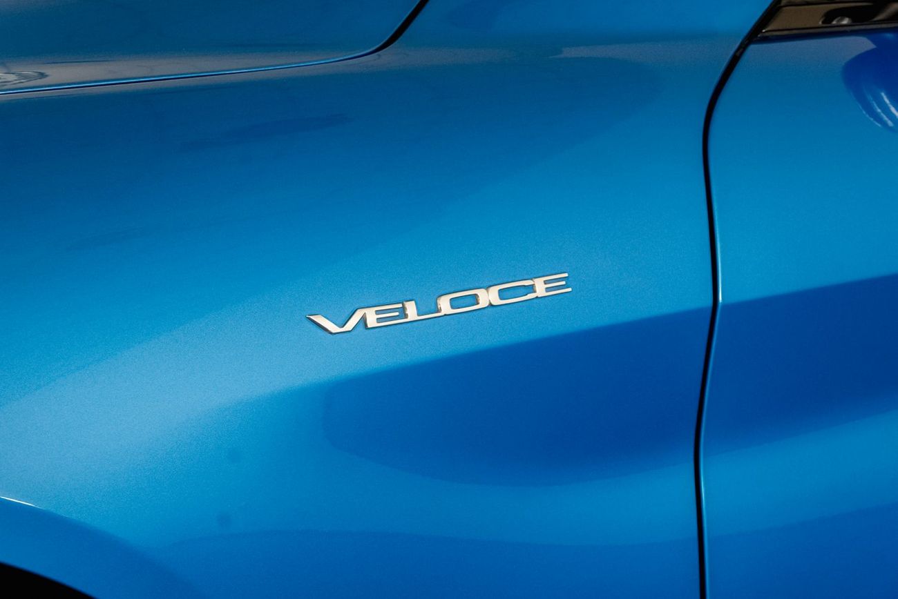 ألفا روميو جوليا Veloce 2.0L AWD