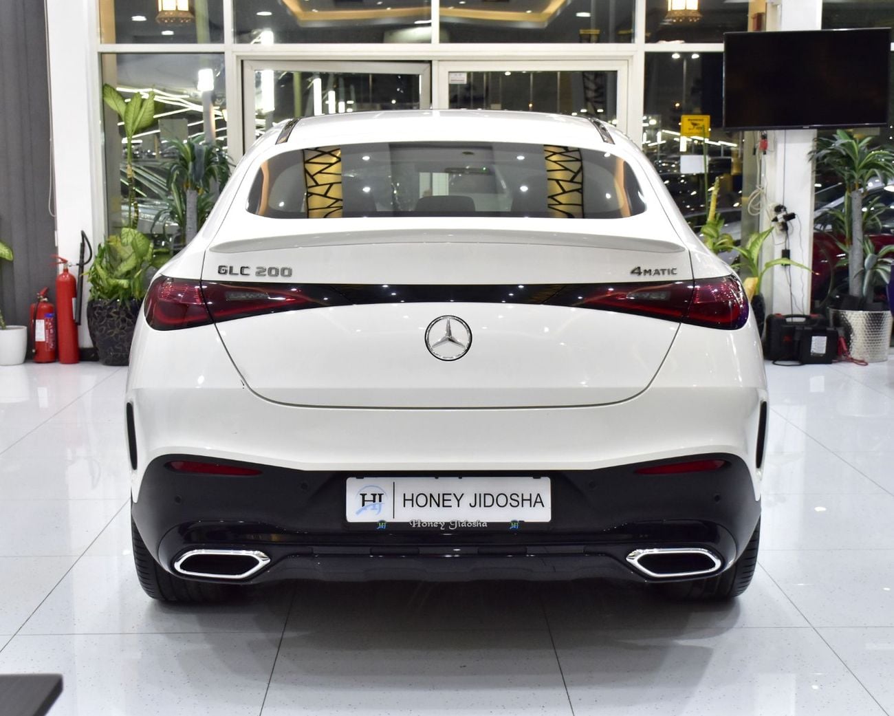 Mercedes Benz GLC200 4MATIC HIGH EXCELLENT DEAL for our Mercedes Benz GLC200 4Matic ( 2025 Model ) in White Color GCC Spe