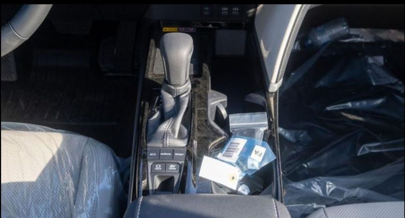 Toyota Camry Toyota Camera Limited Hybrid Full option 2025 2.5L petrol Engine Colour Black Transmission Automatic