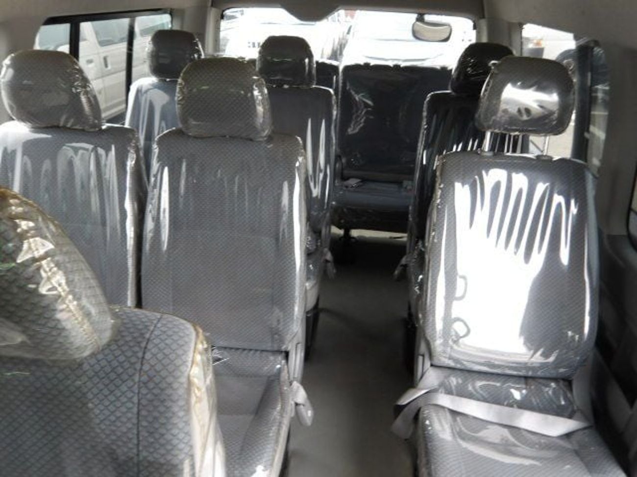 تويوتا هاياس 2.7 V4 PETROL /  PS, PW, AB, ABS, HIGH DECK, HIGH ROOF, POWER SLIDE DOOR (L) 2010/SUPER LONG GL 4WD/