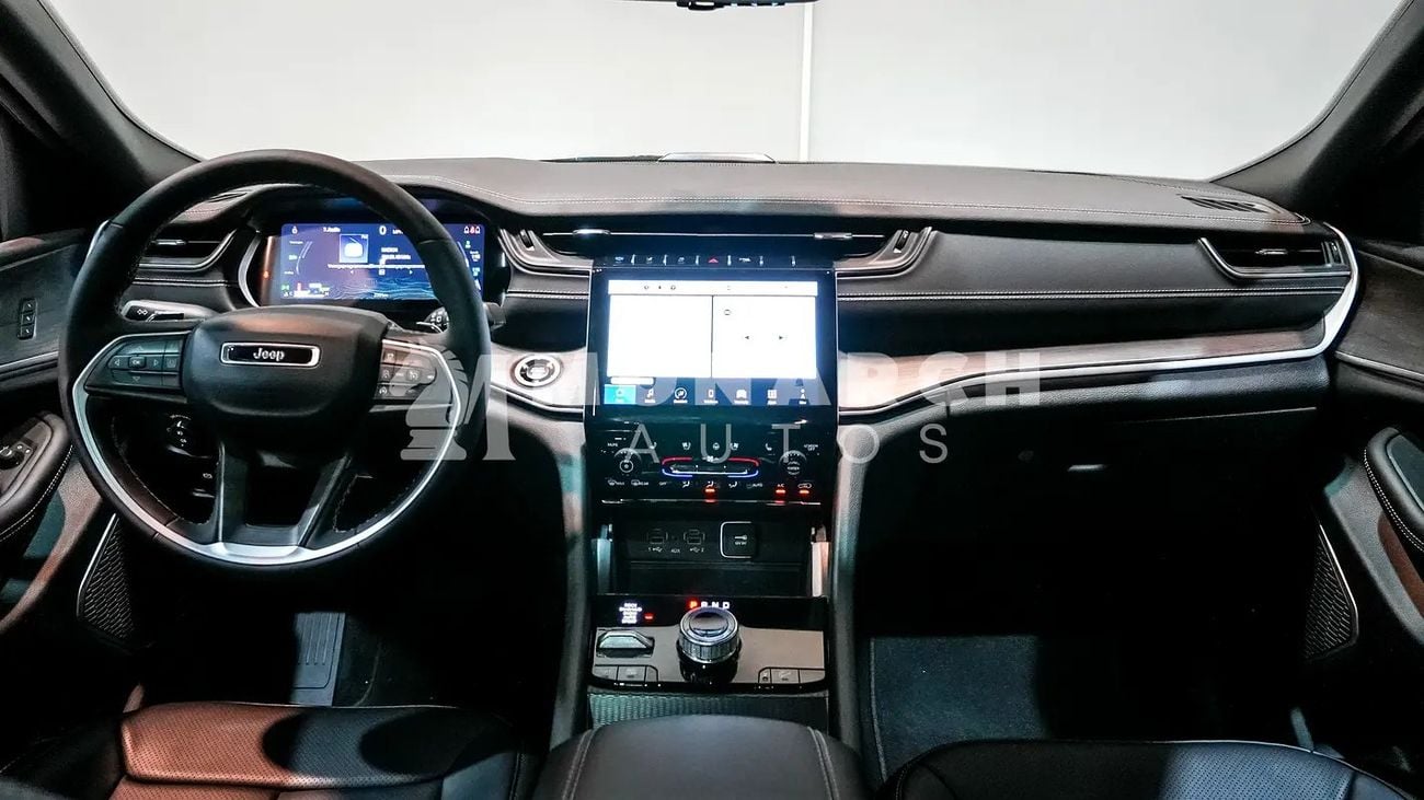 جيب جراند شيروكي L Summit Reserve 5.7L km,brand