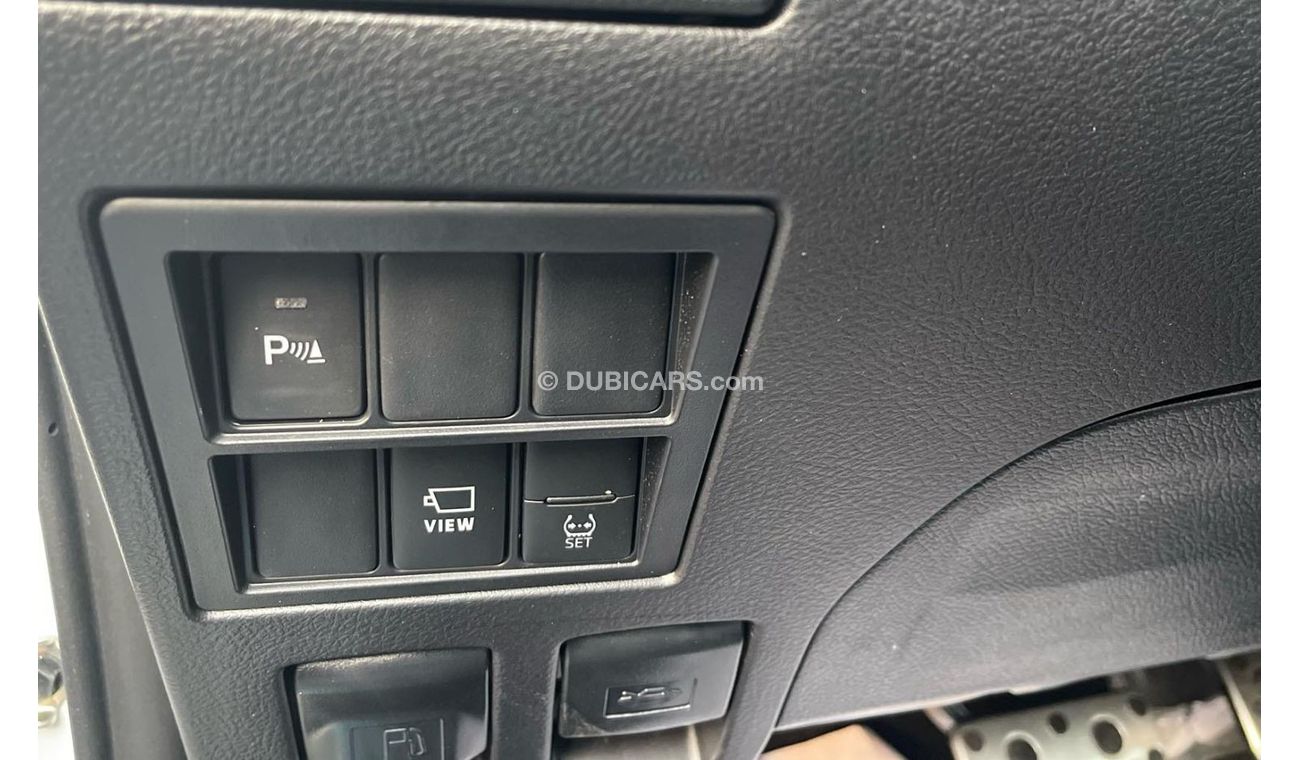 Toyota Hilux GR Sport GR-Sport 2022, Petrol, 18inch Rim, Power Seats, 4WD,  360 Camera