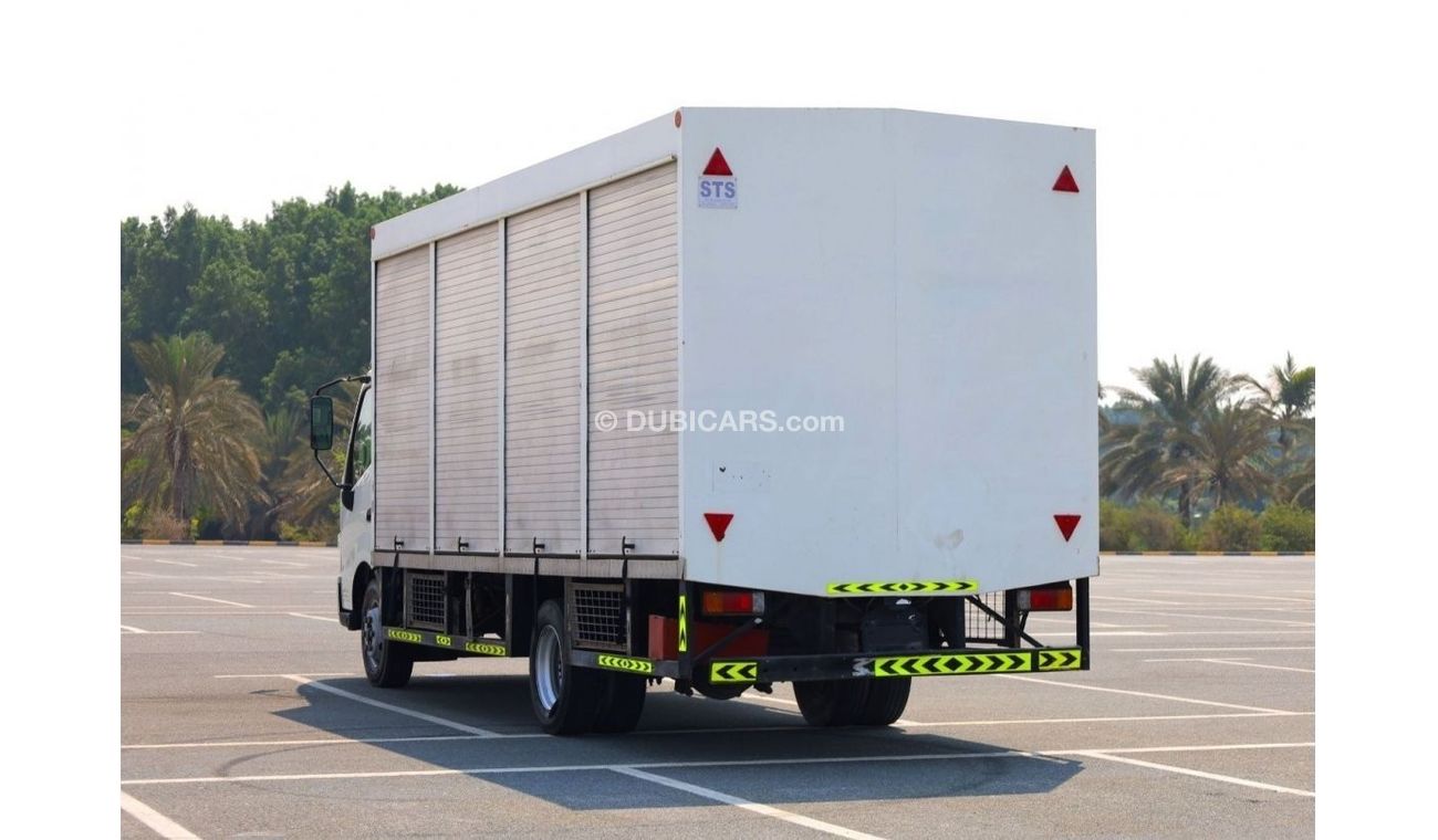 Hino 300 916 - Water Delivery Shutter Box - Diesel | GCC Specs - Ready for your Business
