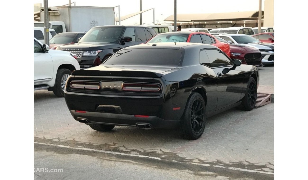 Dodge Challenger SXT SXT dodge challinger sxt monthly (940) very clean car