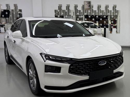 Ford Taurus GCC .. FSH .. Perfect condition .. Sunroof