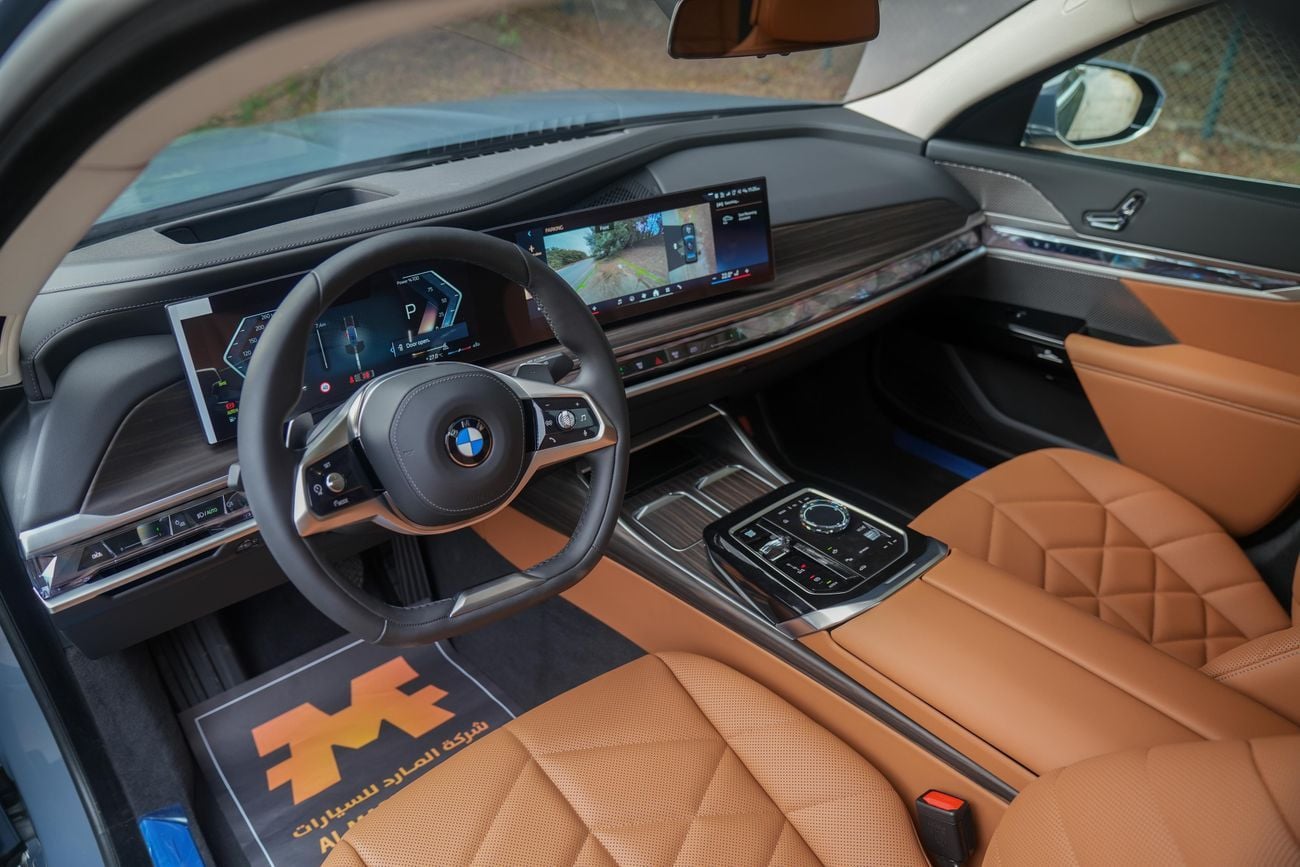 BMW 735i BMW 735i Exclusive – 2026 | GCC | Brand New |