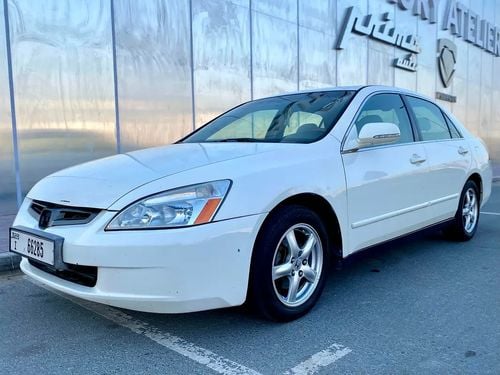 Honda Accord VTI L 2.4 || VERY WELL MAINTAINED || GCC || SINGLE OWNER || ACCIDENT FREE